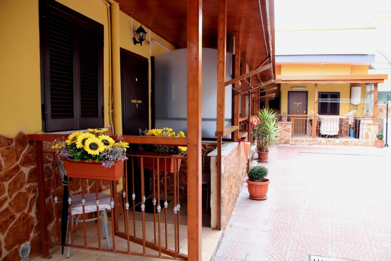 Casa Alma Appartement Napels Buitenkant foto